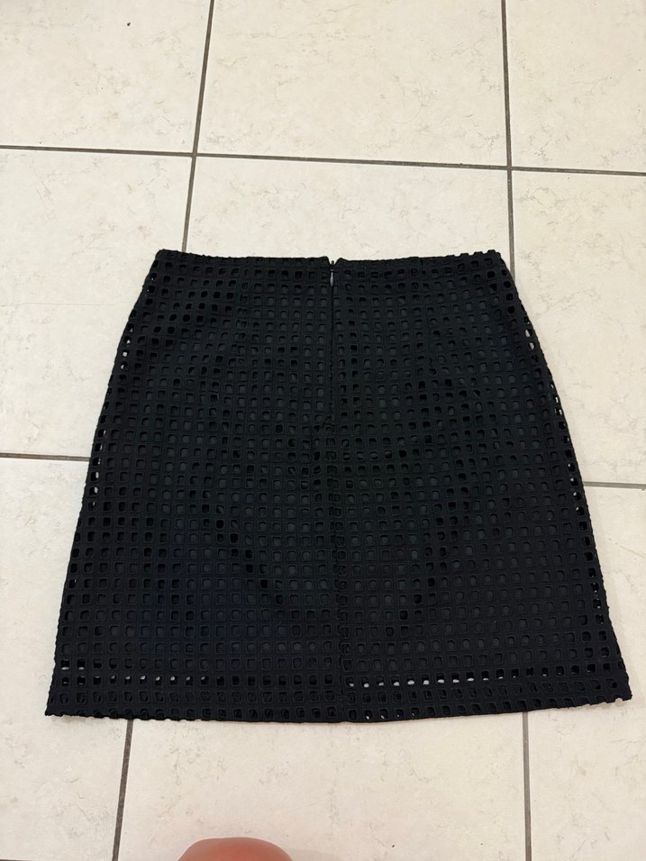 Koton Detaylı Siyah Mini Etek - Görsel 2