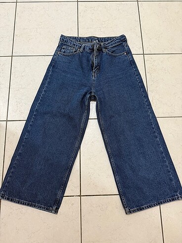 Kısa Bol Paça Kot Pantalon