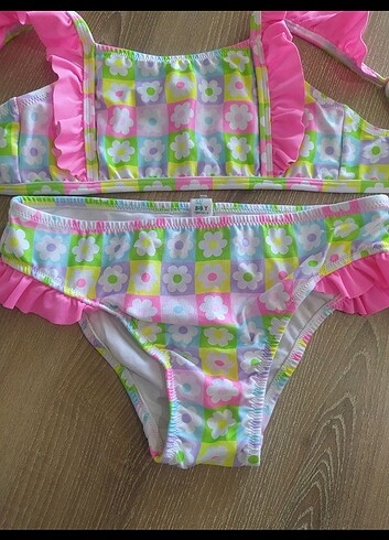 Kız çocuk bikini