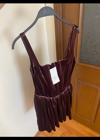 m Beden Bordo Süet Askılı Pliseli Midi Elbise
