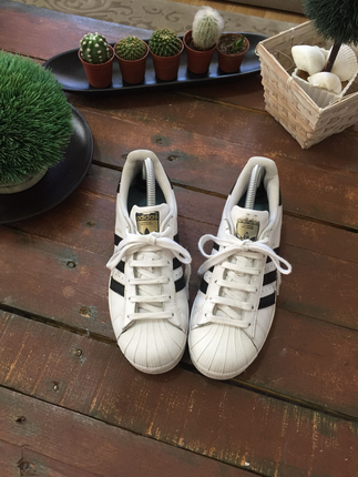 38 Beden beyaz Renk Adidas superstar 38.5 numara ayakkabı