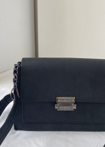 Zincir Detaylı Siyah çanta - Görsel 2