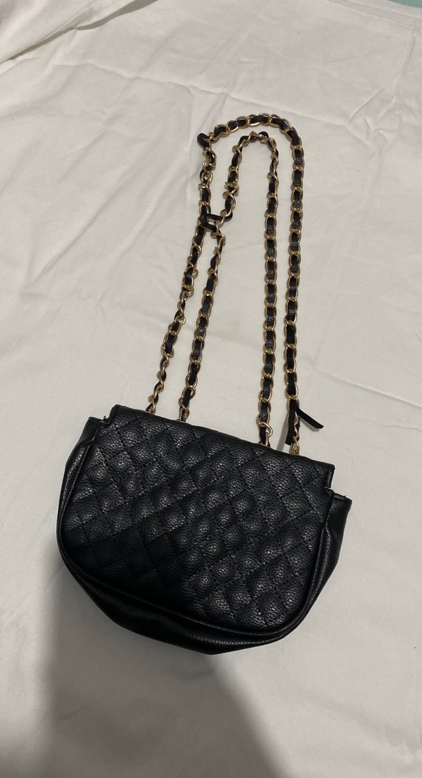 Zincir detaylı siyah çanta - Görsel 3