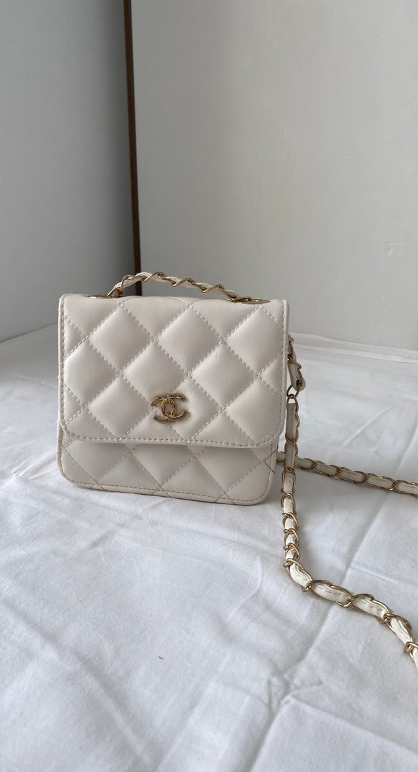 Beyaz Zincir Detaylı Kadın Çanta - Görsel 2