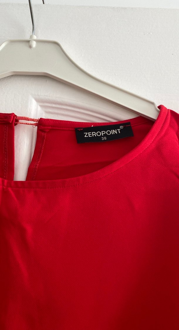 Uzun Kollu, Fırfırlı Kırmızı Kadın Elbise - Görsel 3