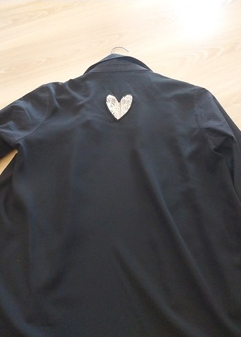 Siyah Baskılı Denim Kadın Gömlek - Görsel 4