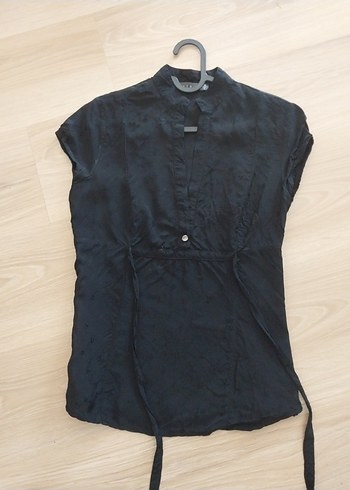 Düğmeli Siyah Kolsuz Keten Bluz - Görsel 2