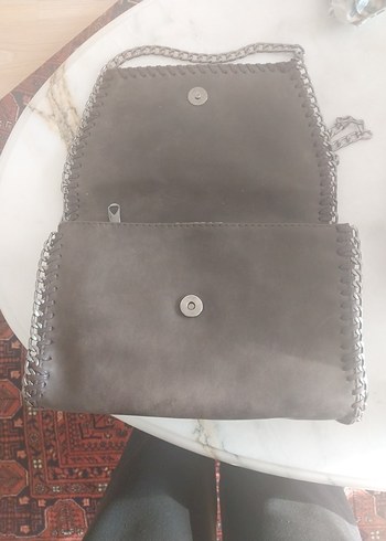 Zincir Detaylı Kahverengi Deri Kadın Çanta - Görsel 4