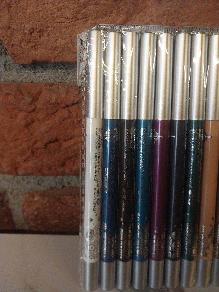 Çok Renkli Göz Kalemi Seti - Görsel 3