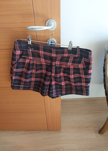 Kadın Kırmızı Ekose Mini Şort - Görsel 2