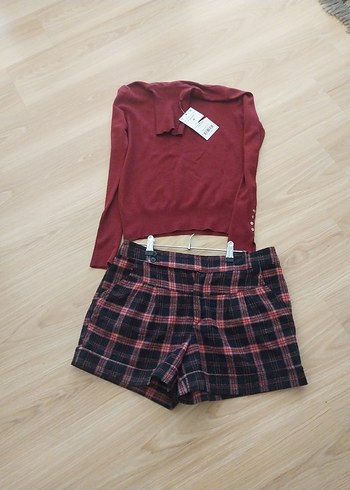 Kadın Kırmızı Ekose Mini Şort - Görsel 4