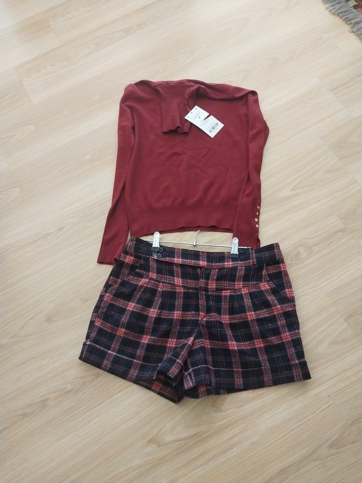 Kadın Kırmızı Ekose Mini Şort - Görsel 4