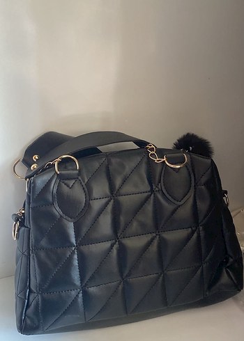 Zincir Detaylı Altın Renk Kadın El Çantası - Görsel 4