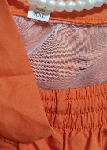 Drapeli Turuncu Uzun Kadın Yağmurluk - Görsel 3