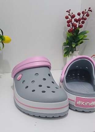 Crocs Crocs Terlik ve Sandalet ????????????