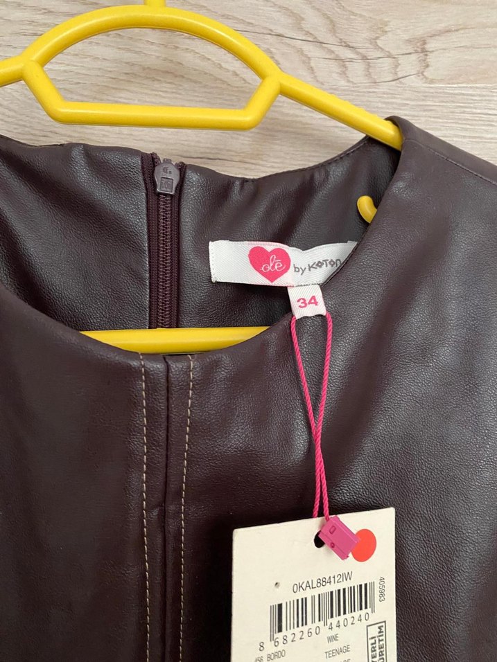 Siyah Deri Midi Kolsuz Elbise - Görsel 3