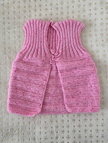 Pembe Yün Yelek