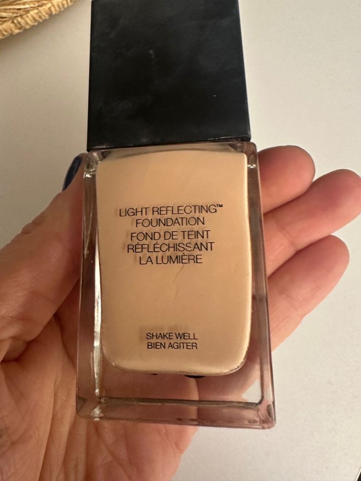 NARS Likit Fondöten - Görsel 2