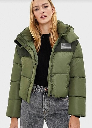Bershka haki şişme mont crop