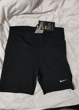 Nike spor şort biker