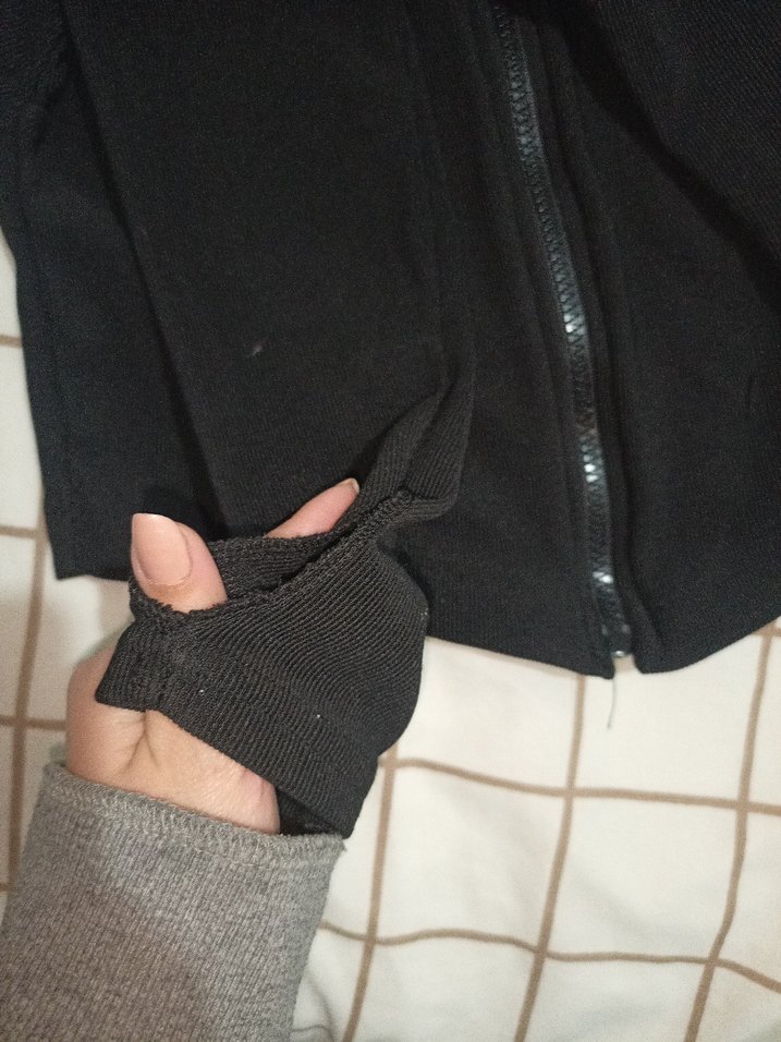 Siyah Fermuarlı Gotik Kadın Ceket - Görsel 2