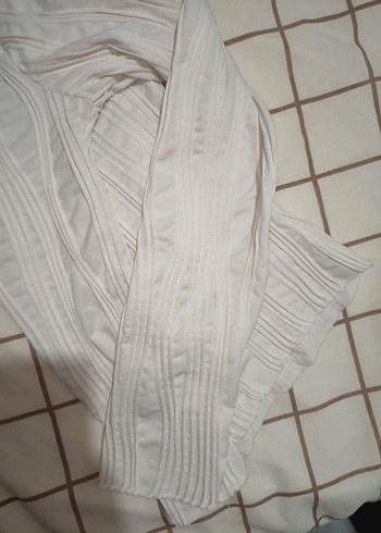 Beyaz Kadın Keten Pliseli Uzun Kollu Kazak - Görsel 4