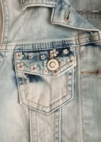 Düğmeli Kolsuz Mavi taslanmis  Denim Ceket - Görsel 2