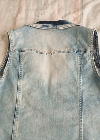 Düğmeli Kolsuz Mavi taslanmis  Denim Ceket - Görsel 4