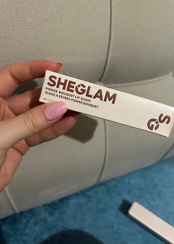 Parlak Mor Dudak Parlatıcısı - Görsel 3