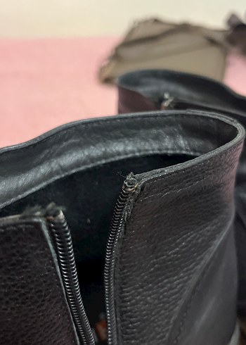 Erkek Bot - Görsel 3