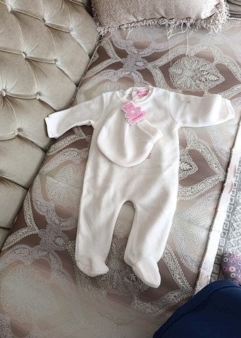 Kapüşonlu Nakışlı Örgü Bebek Kız Tulumu - Görsel 5