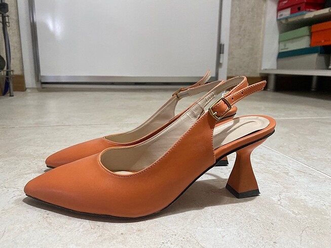 Topuklu ayakkabı - Görsel 11