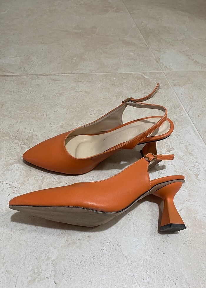 Topuklu ayakkabı - Görsel 3