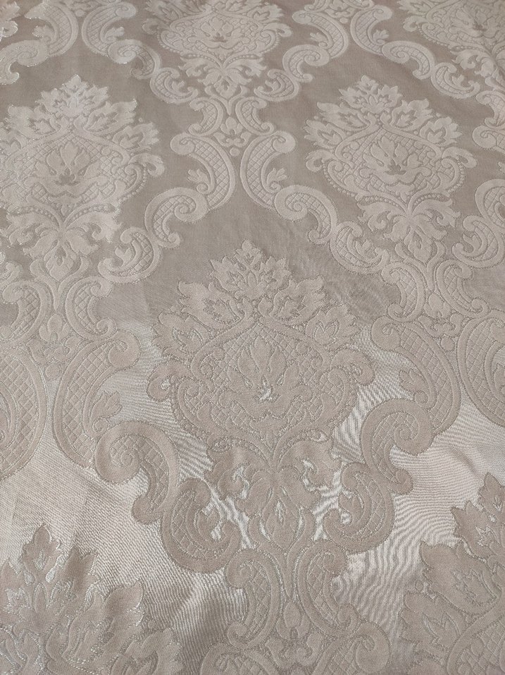 Nakışlı Pembe Yatak Örtüsü - Görsel 3