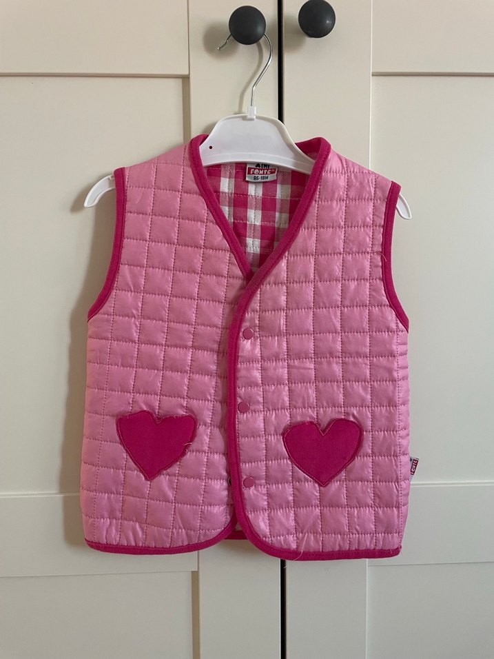 Kız Çocuk Düğmeli Pembe Yelek - Görsel 2
