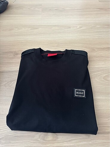 Hugo boss t shirt