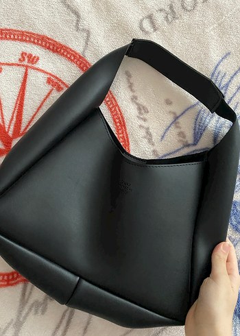 Siyah Deri Minimalist Kadın Çanta