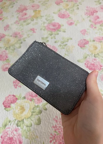  Beden Bershka simli kartlık