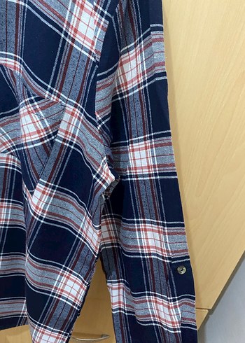 Uzun Kollu Düğmeli Ekose Kadın Gömlek - Görsel 4