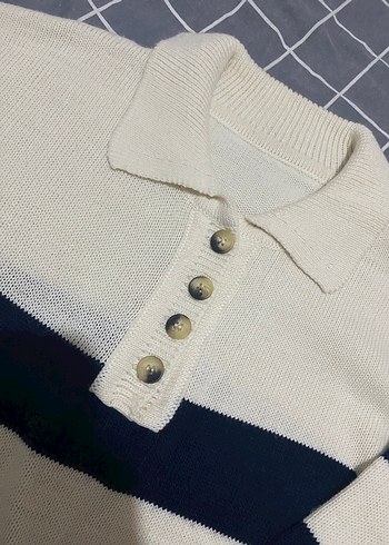 Çizgili Yakalı Triko Kazak - Görsel 3