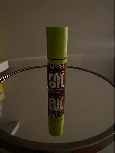 Nyx fat oil