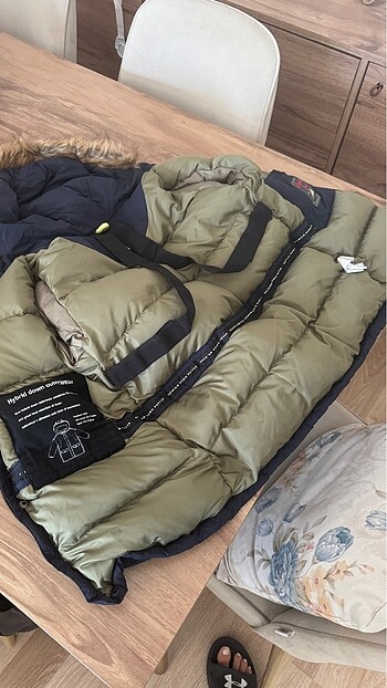 Zara Zara Mont