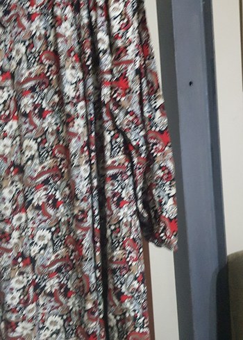 V Yaka Uzun Kollu Gri Pileli Bohem Elbise - Görsel 2