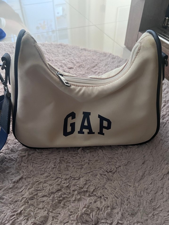 GAP Baskılı Beyaz Kadın Omuz Çantası - Görsel 3