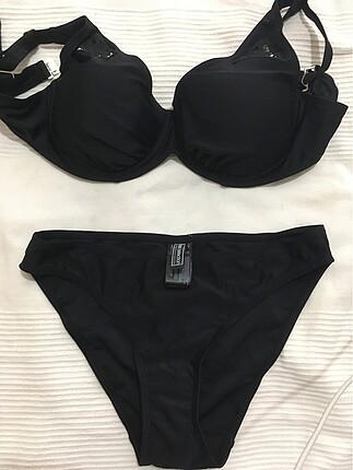 Siyah bikini