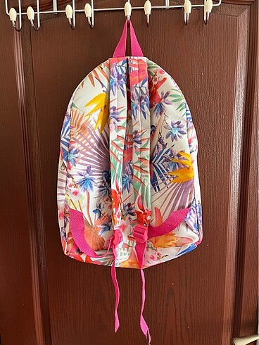 LC Waikiki Lc Waikiki kadın çiçekli renkli geniş sırt çantası