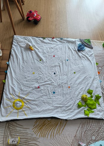 ikea oyun halısı
