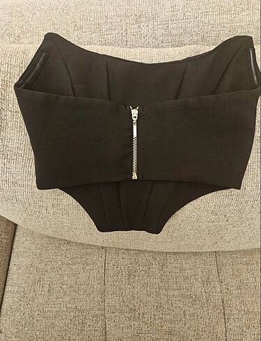 34 Beden siyah Renk KORSE CROP TRENDYOL