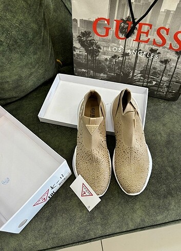 39 Beden Guess ayakkabı 