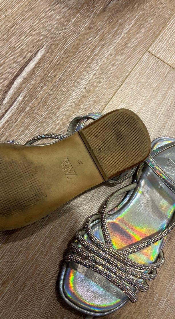 Kız Çocuk Parlak Taşlı Sandalet - Görsel 2